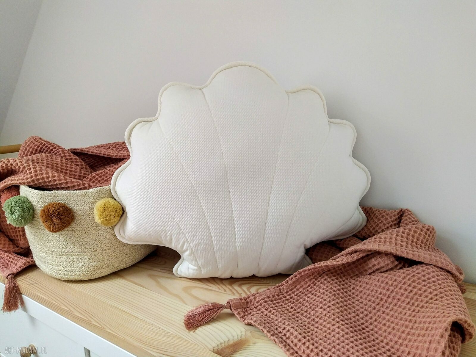 Wanilia poduszka dekoracyjna dekoracja jasiek welur salon