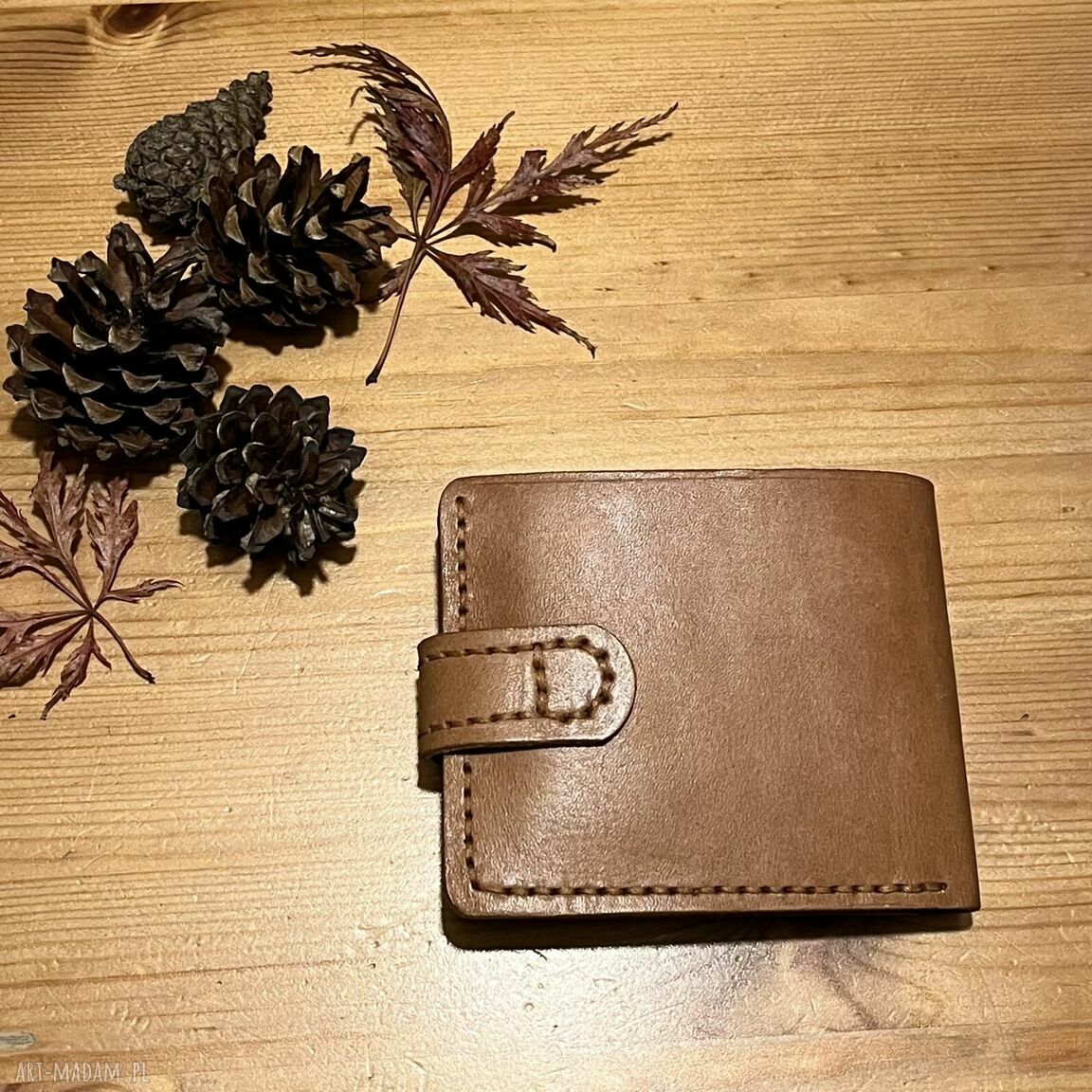 portfele: Jasno brązowy portfel skórzany ręcznie uszyty na bilon i karty. HandMade