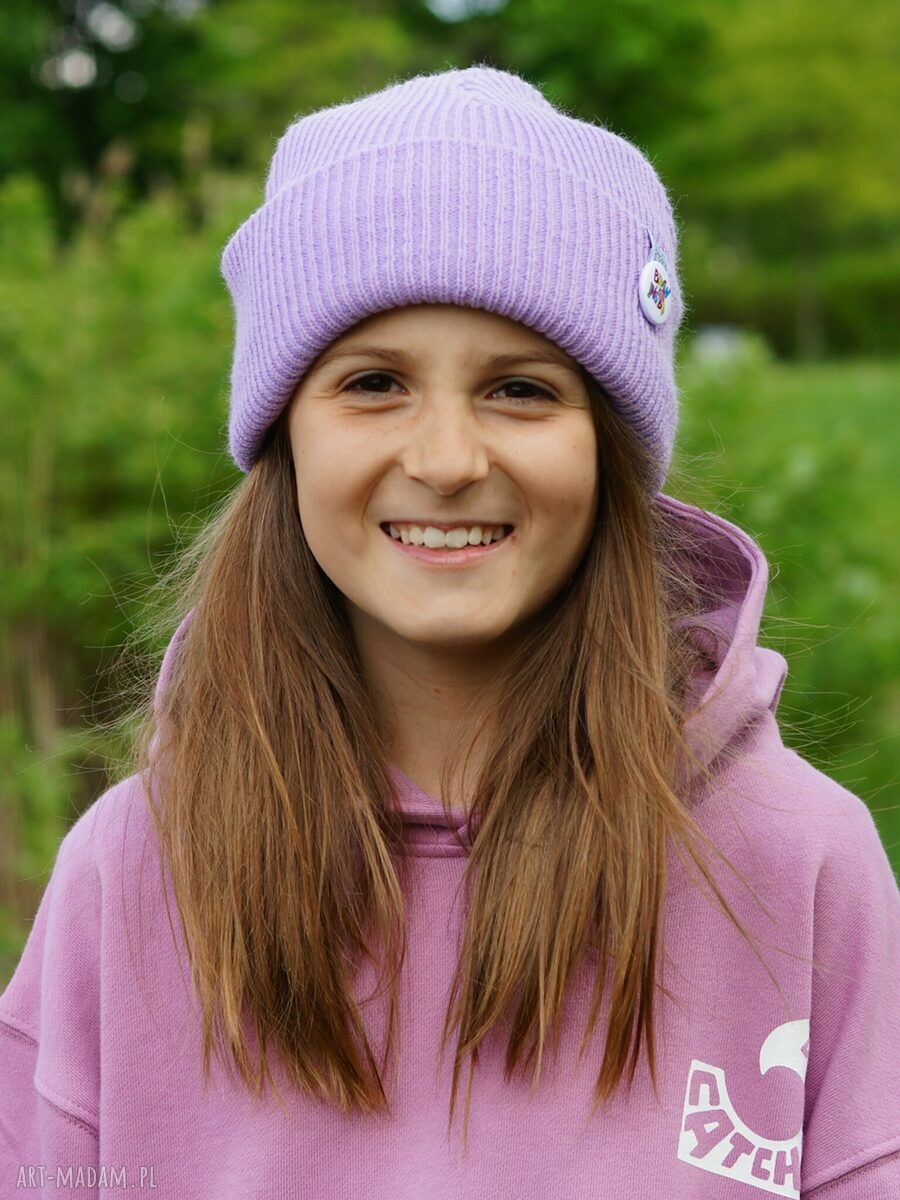 Jasny fiolet czapka dziecięca beanie z kolorowym logo