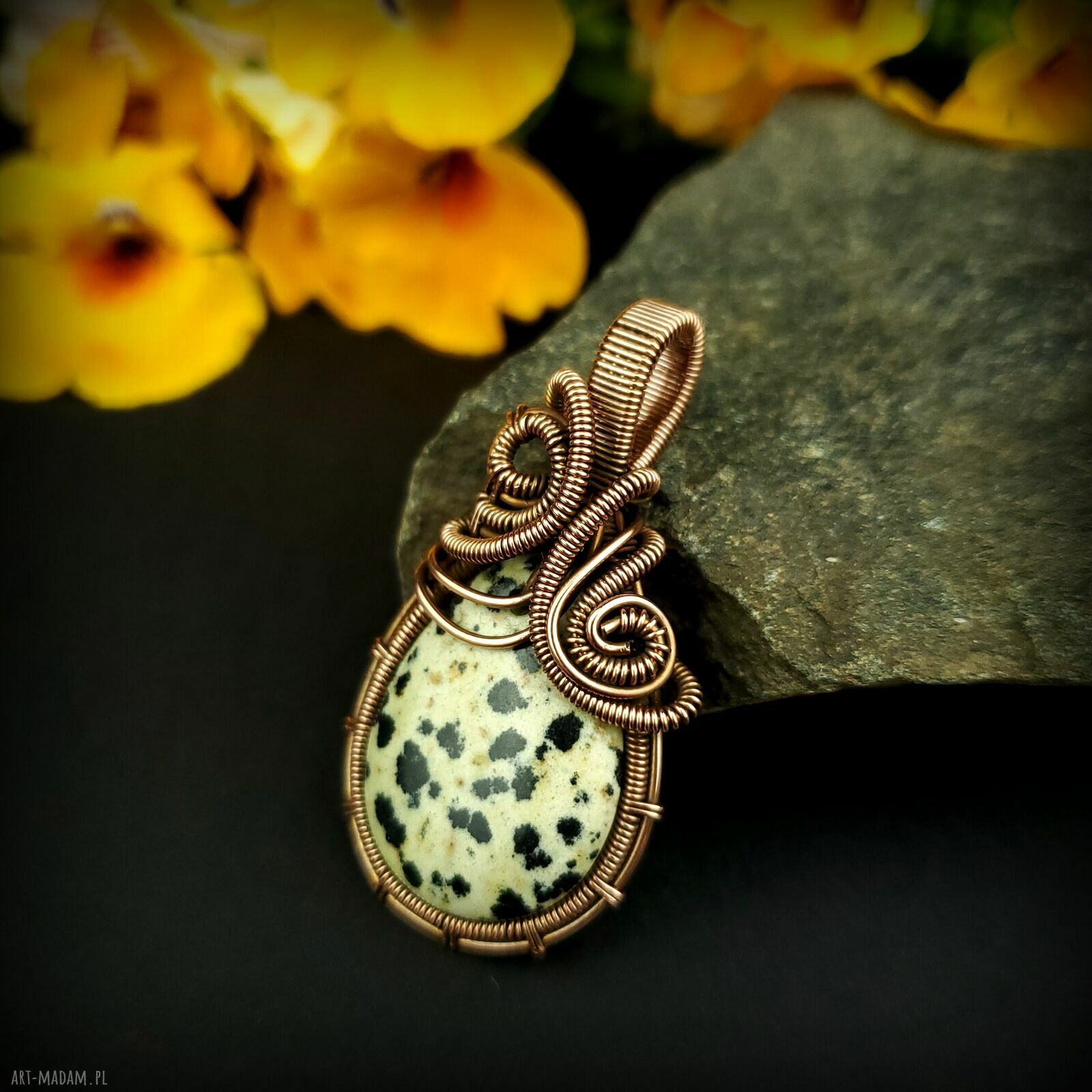 Jaspis dalmatyński - miedziany wisiorek wire wrapping (oksydowany)