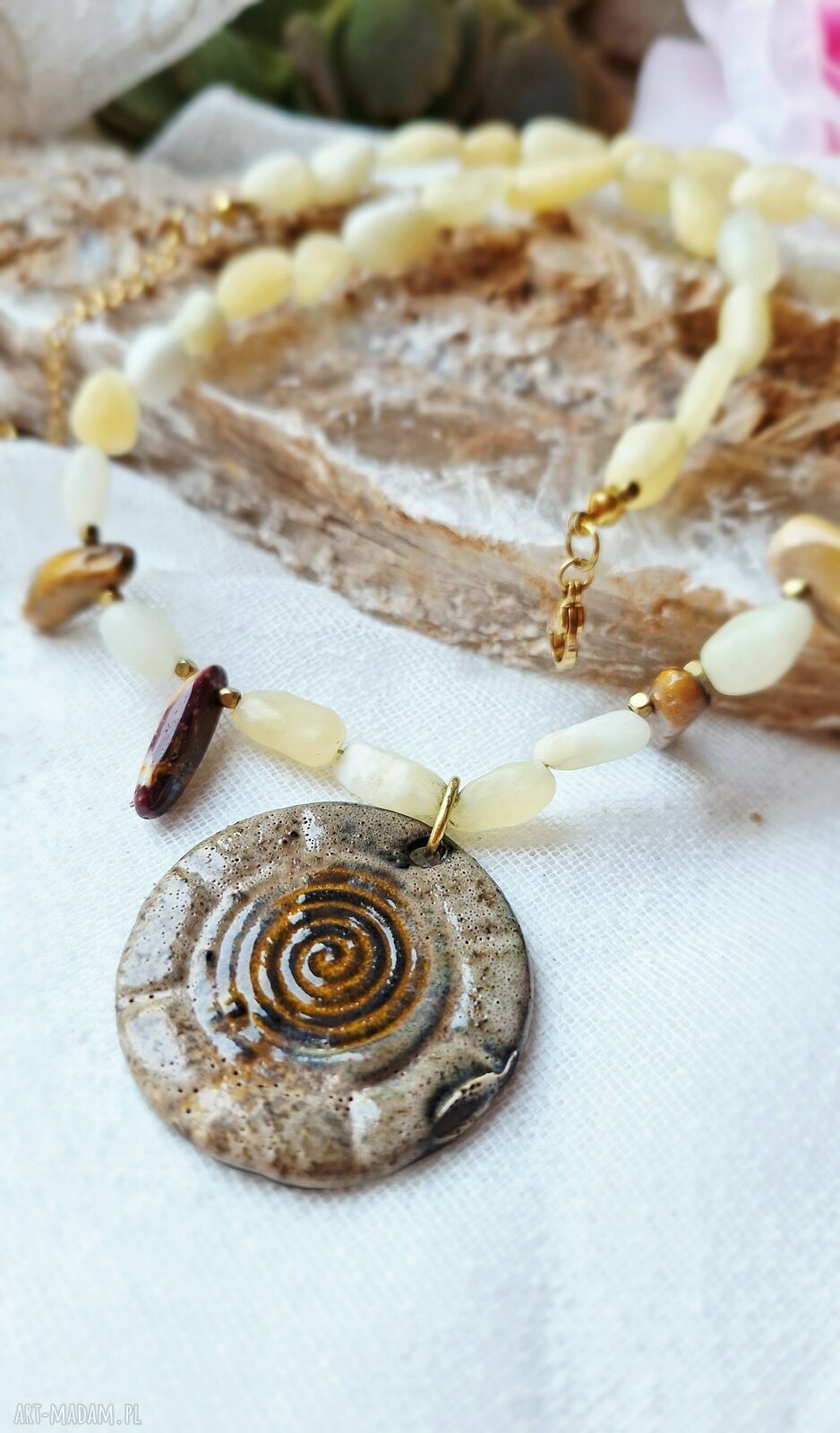 Naszyjnik ceramiczny ze spiralą kalcyt i jaspis
