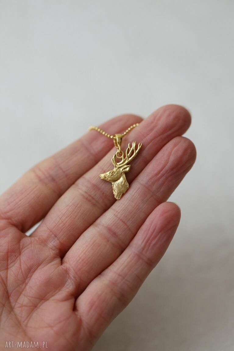 Jeleń mini amulet ze złoconego srebra 925 - wisiorek z regulacją