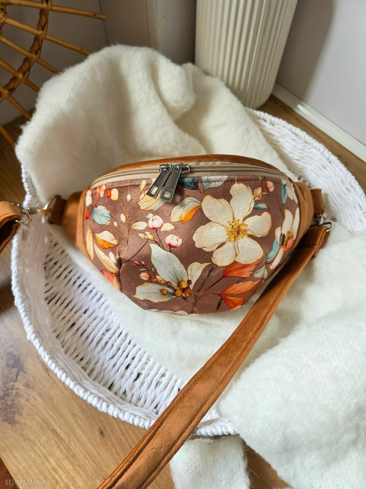 Nerka Jesienny Liść - welurowa nerka damska handmade