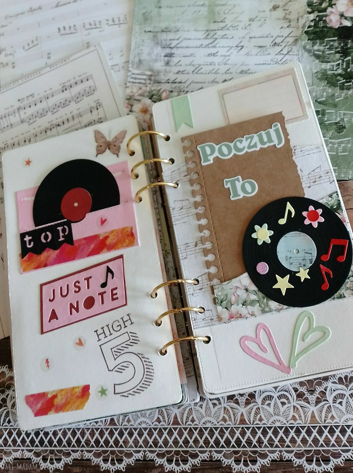 Journal muzyczny w stylu retro - ręcznie robiony album dla nastolatki