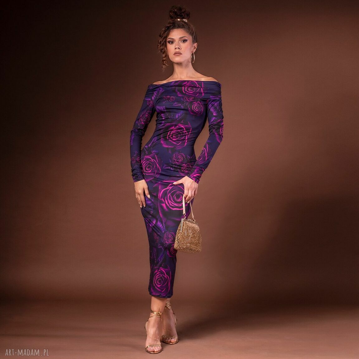 Julia magic rose - dopasowana sukienka elegancka, odsłaniająca ramiona