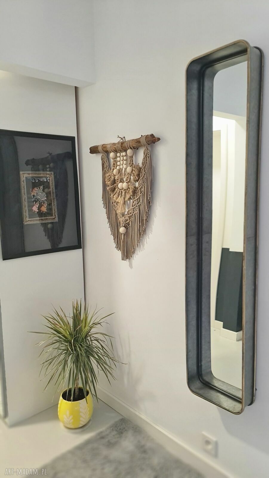 Makrama z juty Bajmmag - ręcznie robiona zawieszka do wnętrz boho
