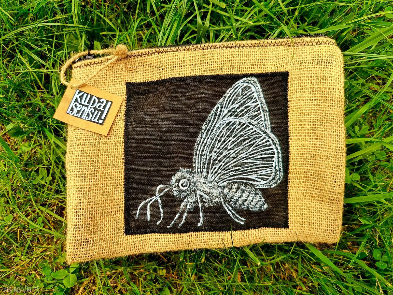 Jutowa mała saszetka z ćmą - kosmetyczka handmade ok. 20x18 cm