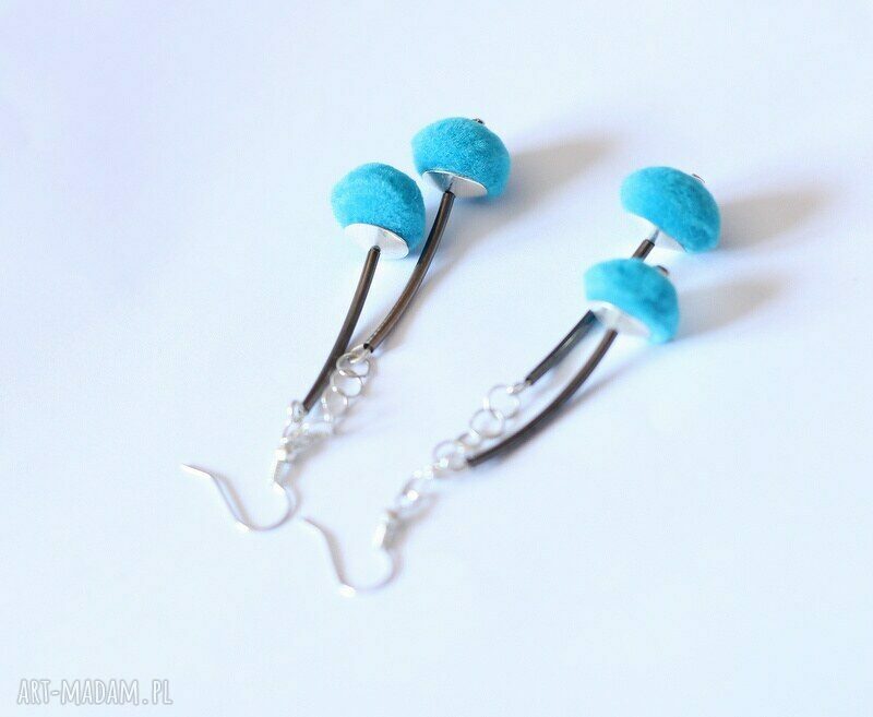 Kolczyki K2 z turkusowymi pomponami - autorskie handmade