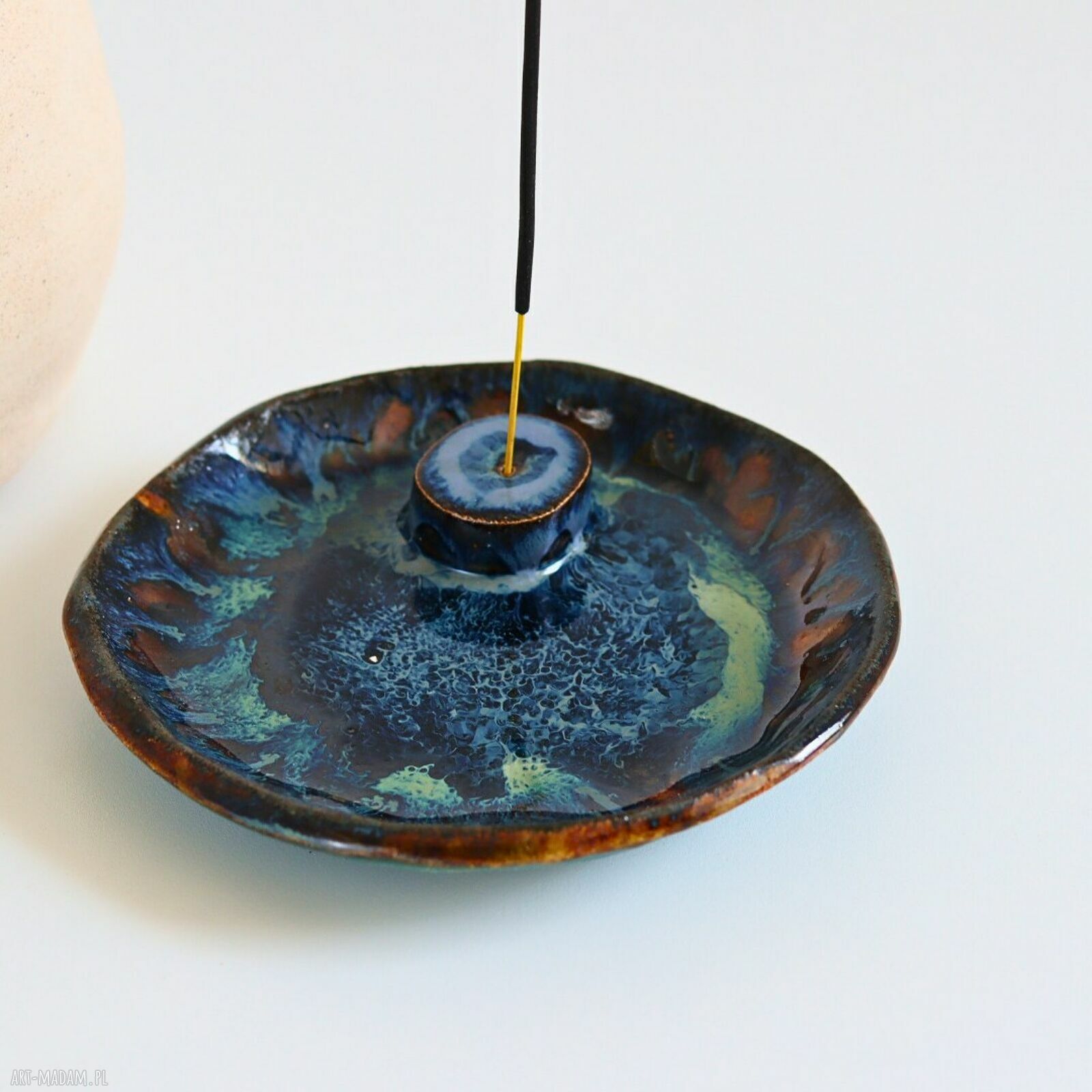 Ceramiczna kadzielnica - podstawka na kadzidło z szamotu 16 cm