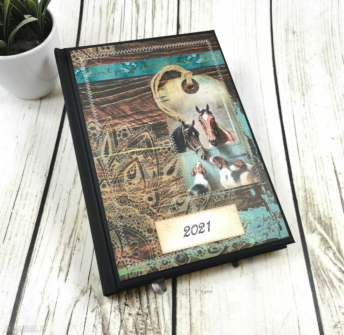 Kalendarz Książkowy 2021 Konie T1 Scrapbooking ღ Art Madam Pl