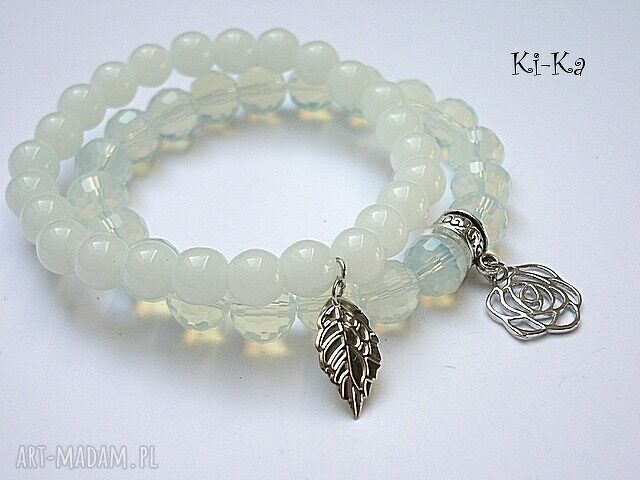 DUO WHITE AND LIGHT BLUE Handmade