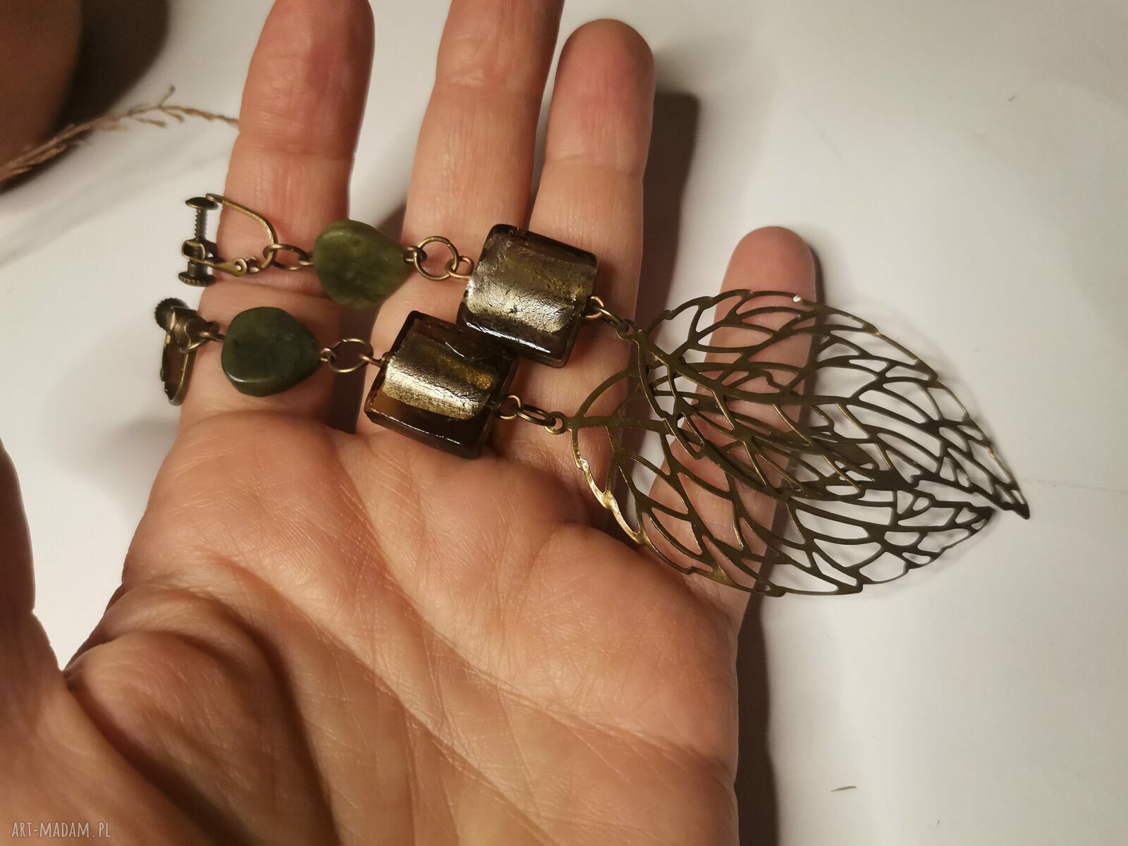 Klipsy boho folk z liśćmi - kamienie i koraliki (Box X1)