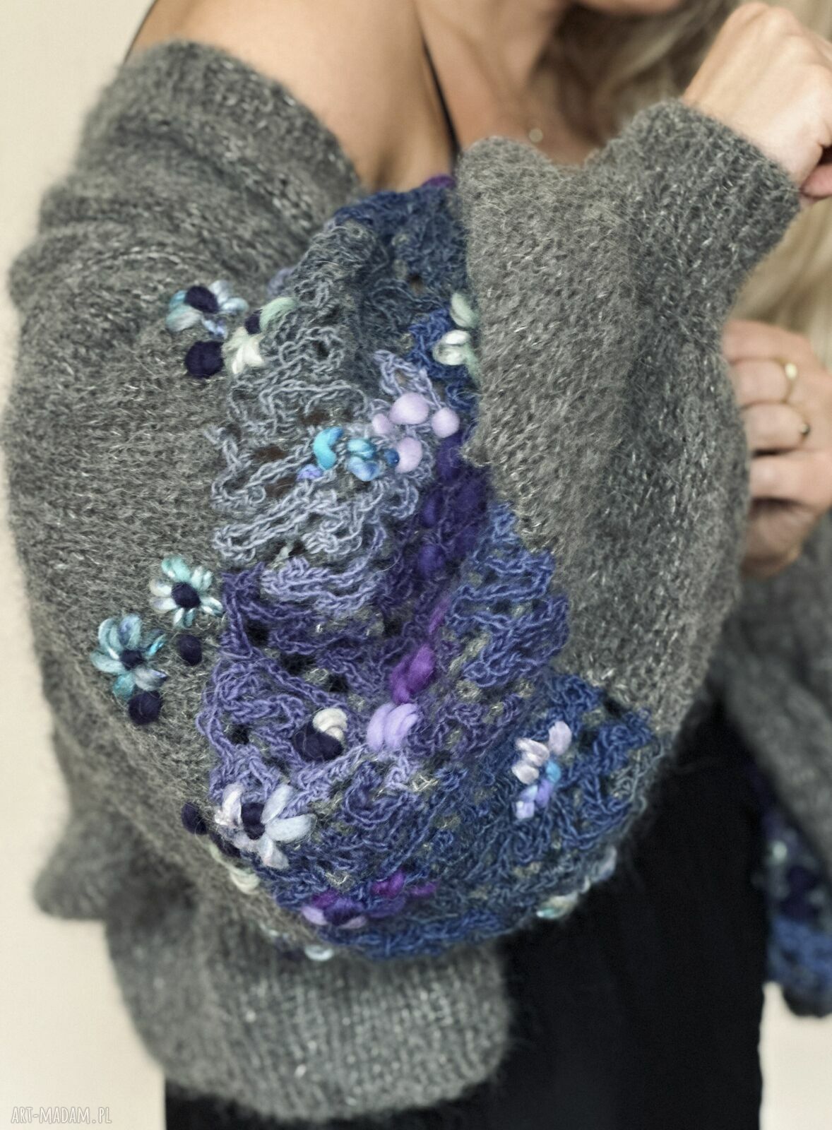 Kardigan Charlotte - pistacjowy handmade z alpaki i jedwabiem