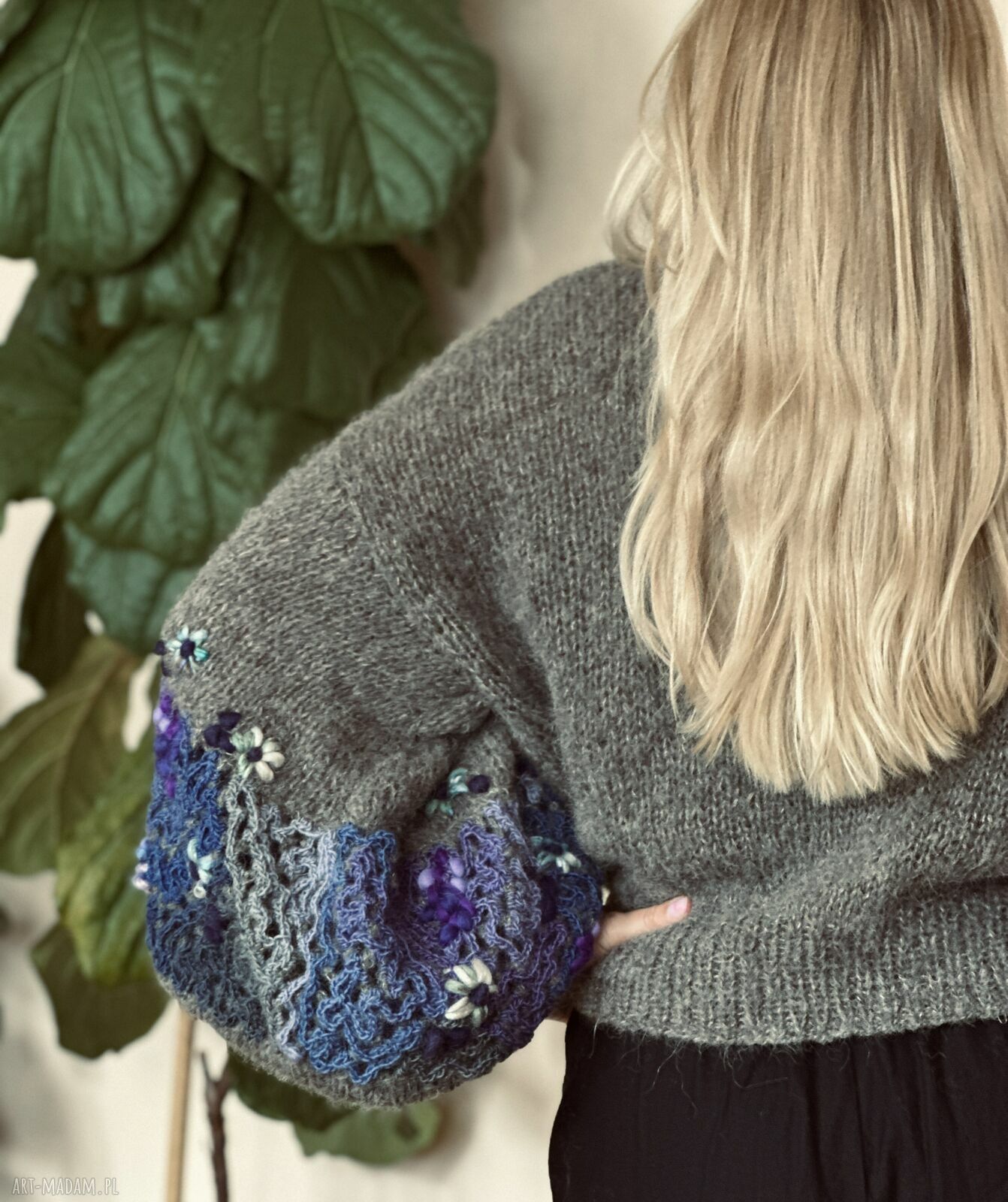 Kardigan Charlotte - pistacjowy handmade z alpaki i jedwabiem