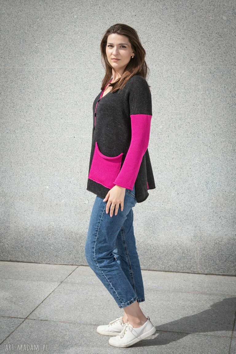 Luźny kardigan z kieszeniami - oversize na jesień (zapinany na guziki)