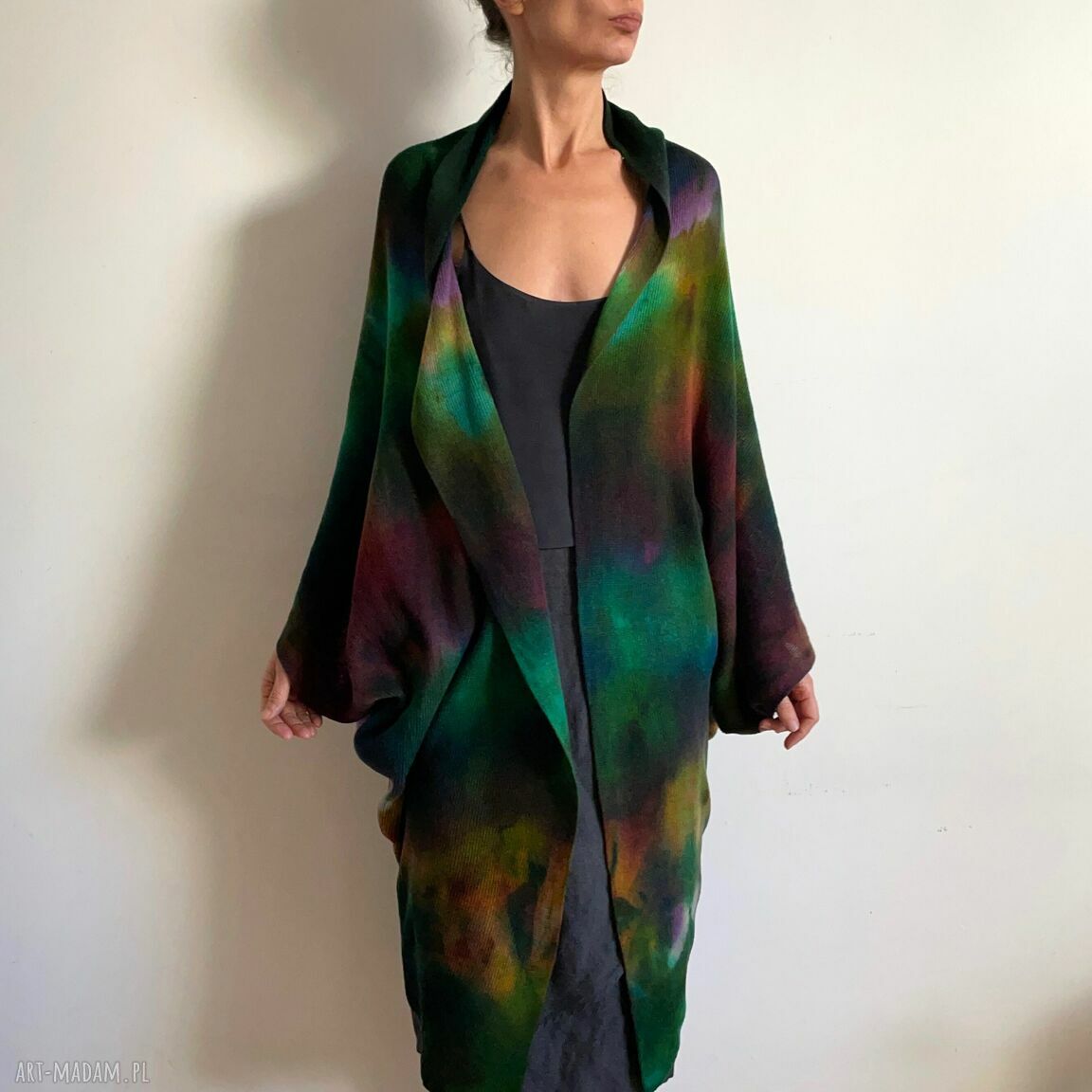 Kardigan z wełny merino „Kokon” - ręcznie barwiony, one size oversize