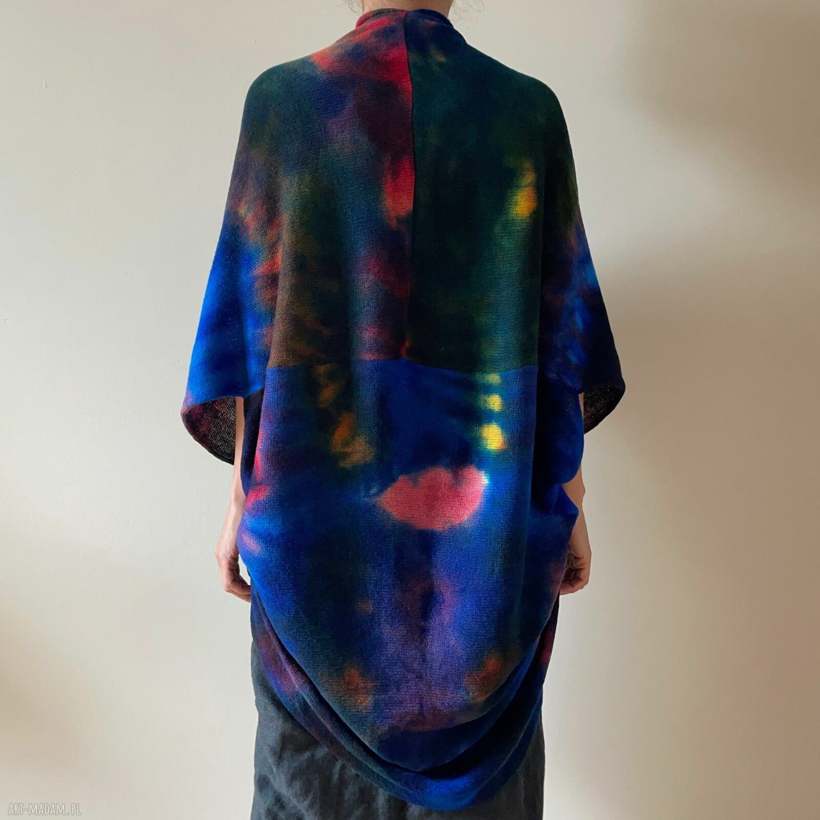 Ręcznie robiony sweter damski handmade