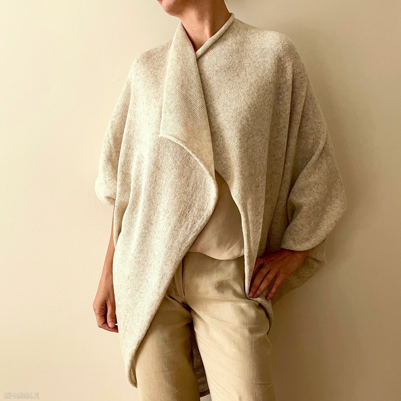 Ręcznie robiony sweter damski handmade - wygoda i wyjątkowy styl