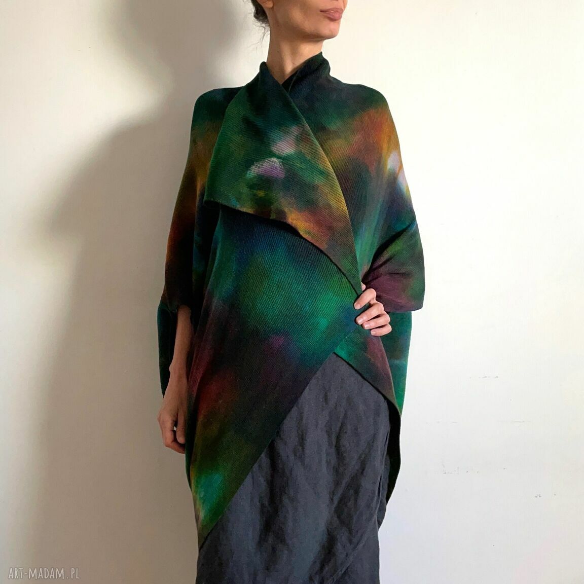Kardigan z wełny merino „Kokon” - ręcznie barwiony, one size oversize