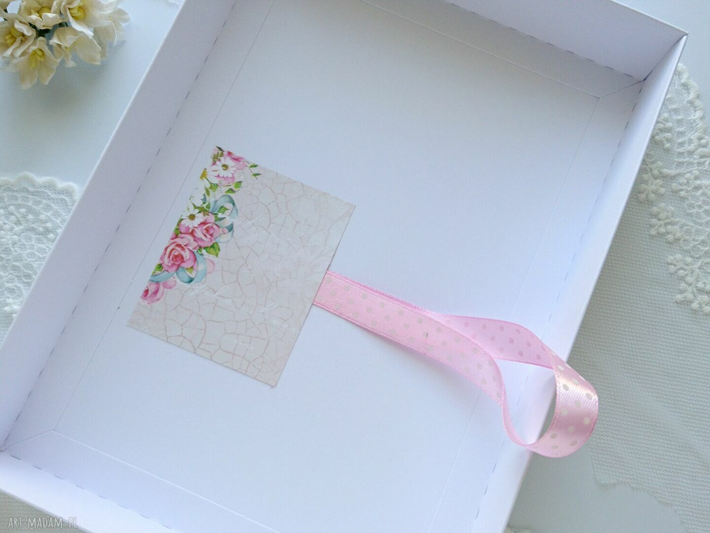 scrapbooking kartki: Kartka A5 na urodziny w pudełku Handmade