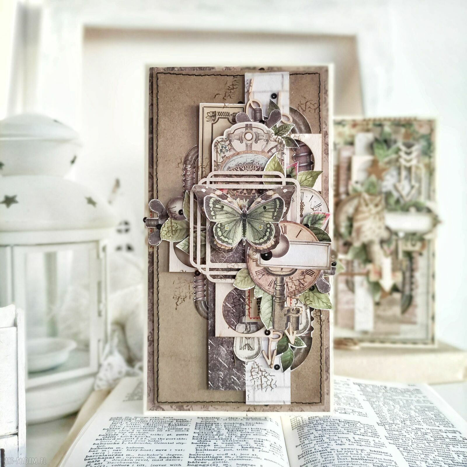 Kartka Best Wishes w stylu steampunk - unikatowa na urodziny z koronką i kwiatkami