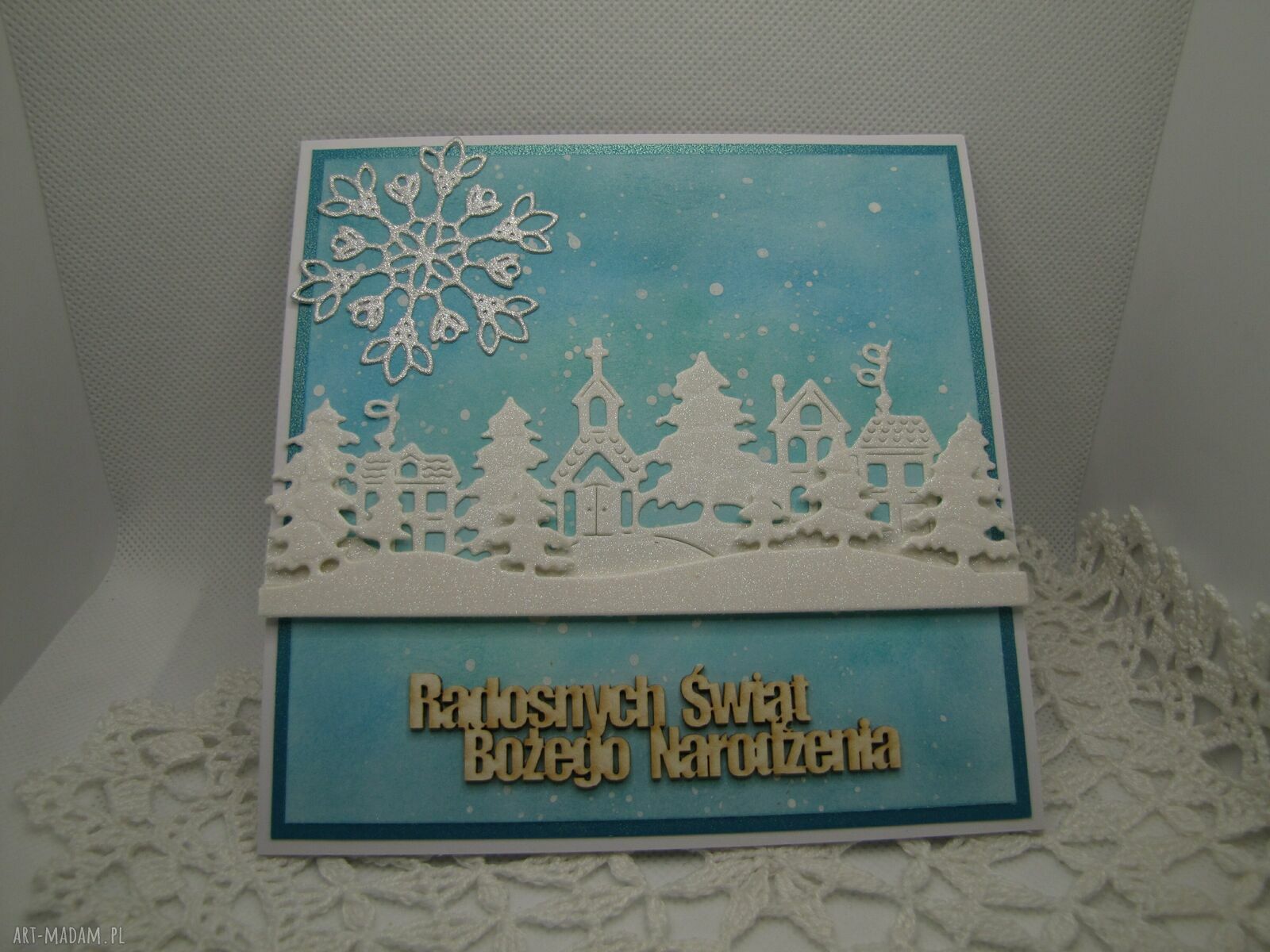Kartka bożonarodzeniowa handmade z zimowym miasteczkiem