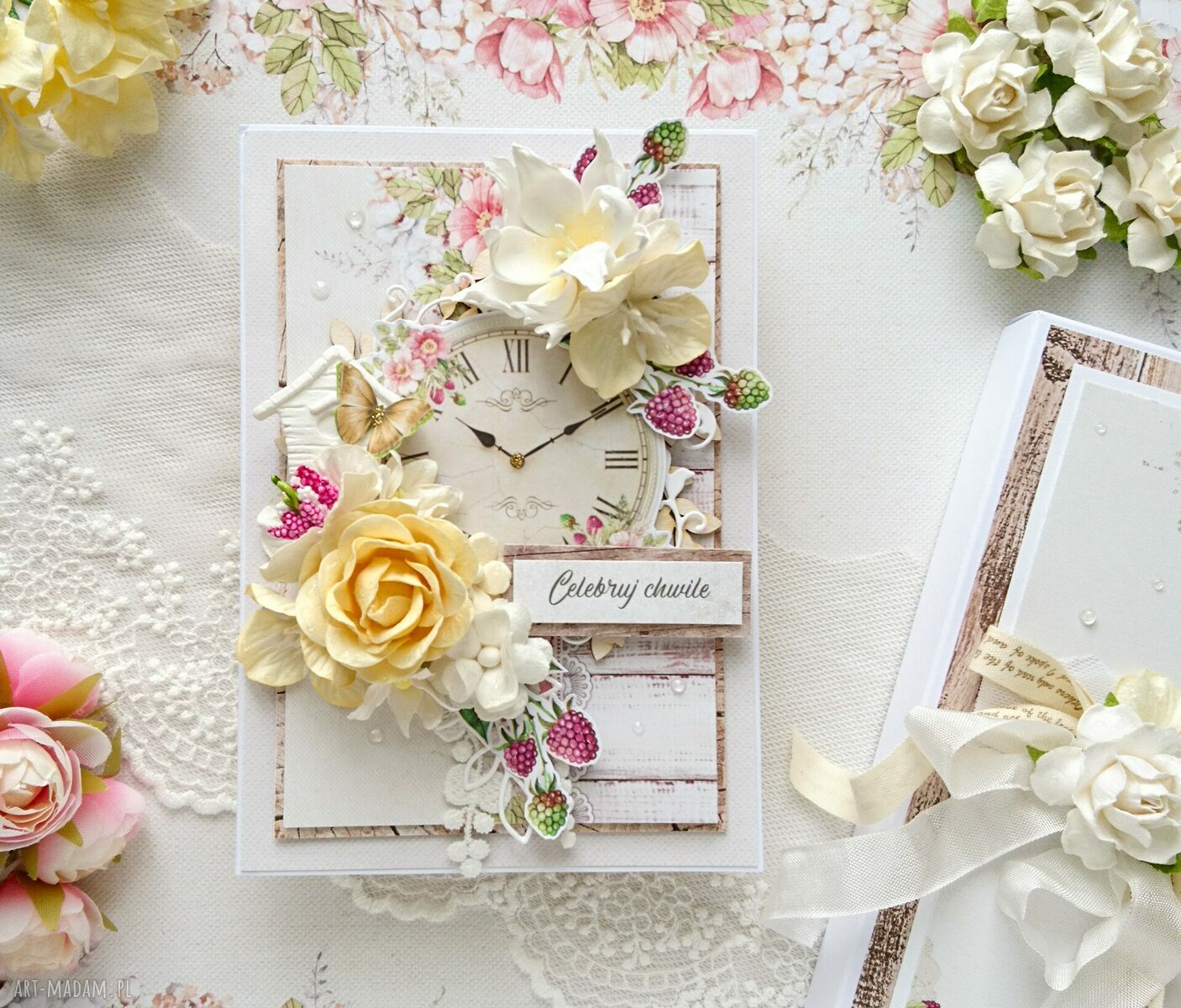 scrapbooking kartki: Kartka Celebruj chwile, w ozdobnym pudełku hand made