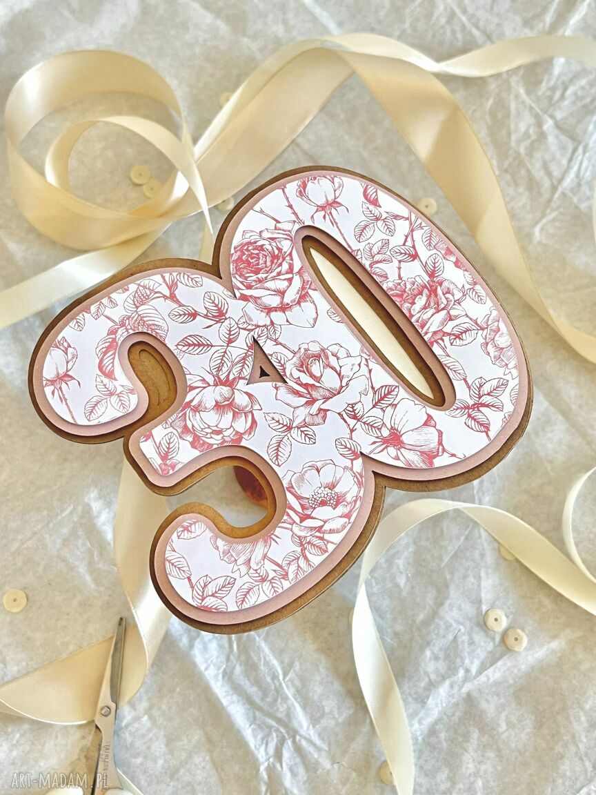 Kartka na 30 urodziny - cyfra 30 w róże (scrapbooking)