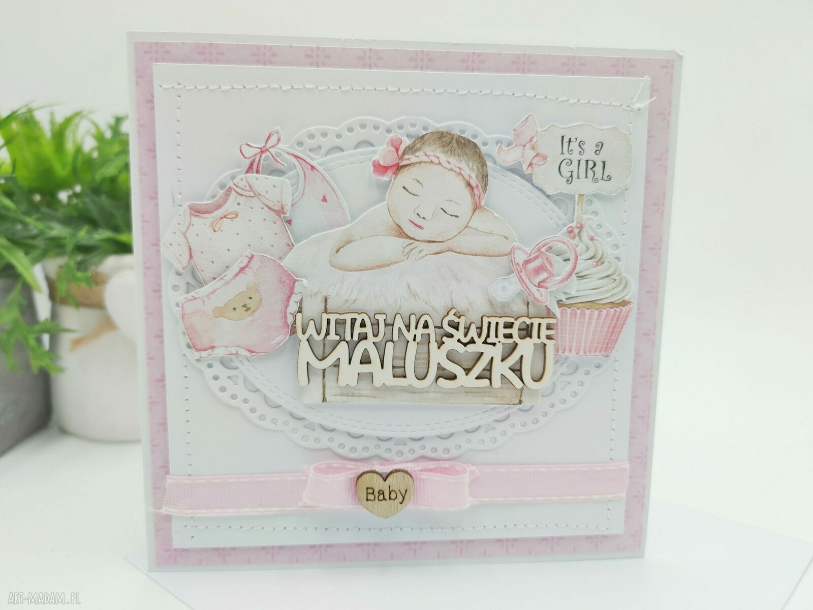Kartka gratulacyjna na narodziny dziewczynki - Witaj na świecie Maluszku