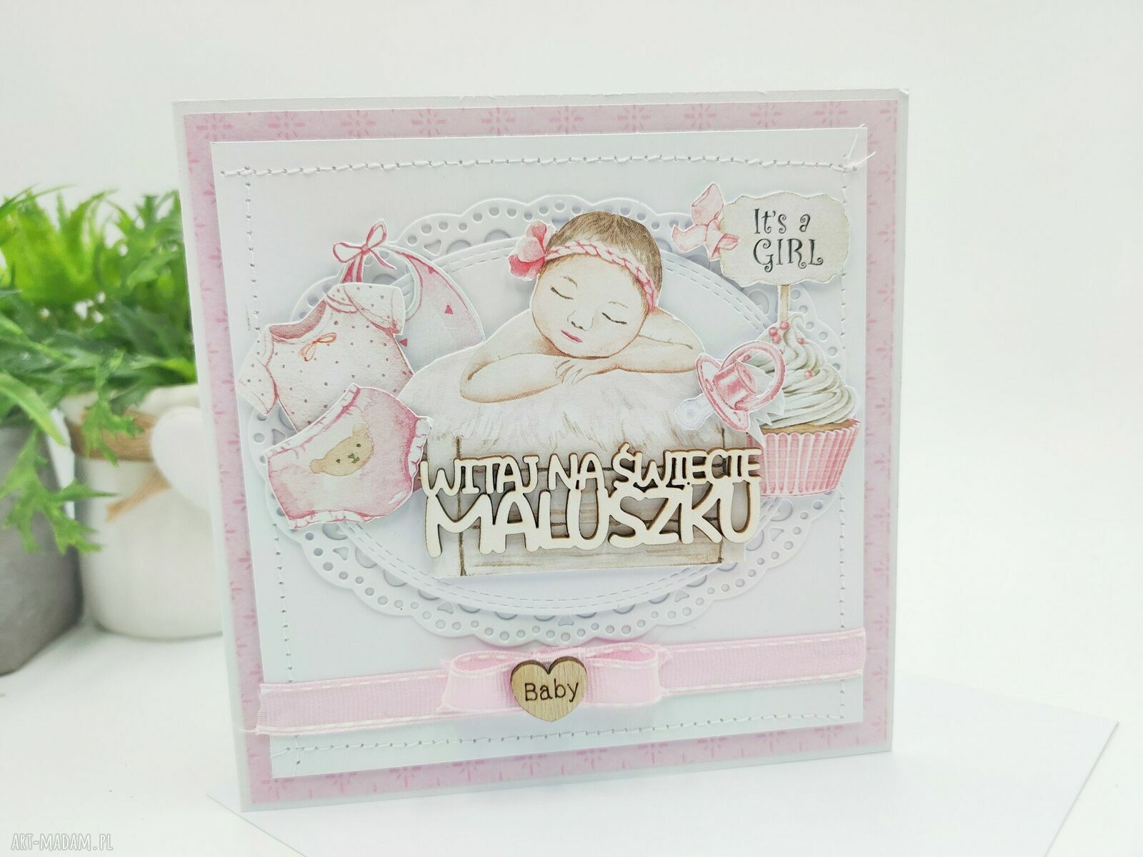 Kartka gratulacyjna na narodziny dziewczynki - Witaj na świecie Maluszku