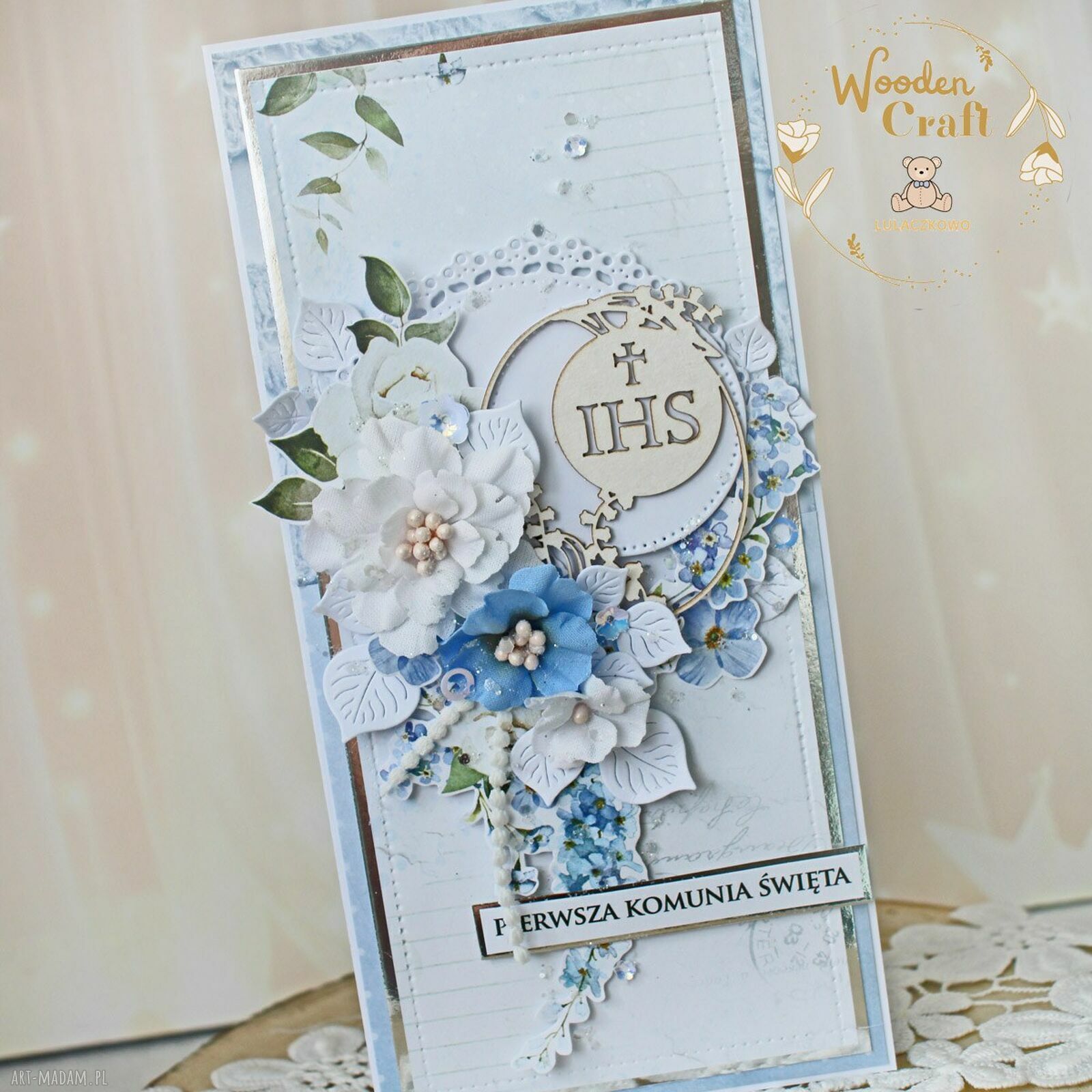 Komunijna kartka „Lovely Day in Blue” w pudełeczku z okienkiem - dziewczynka
