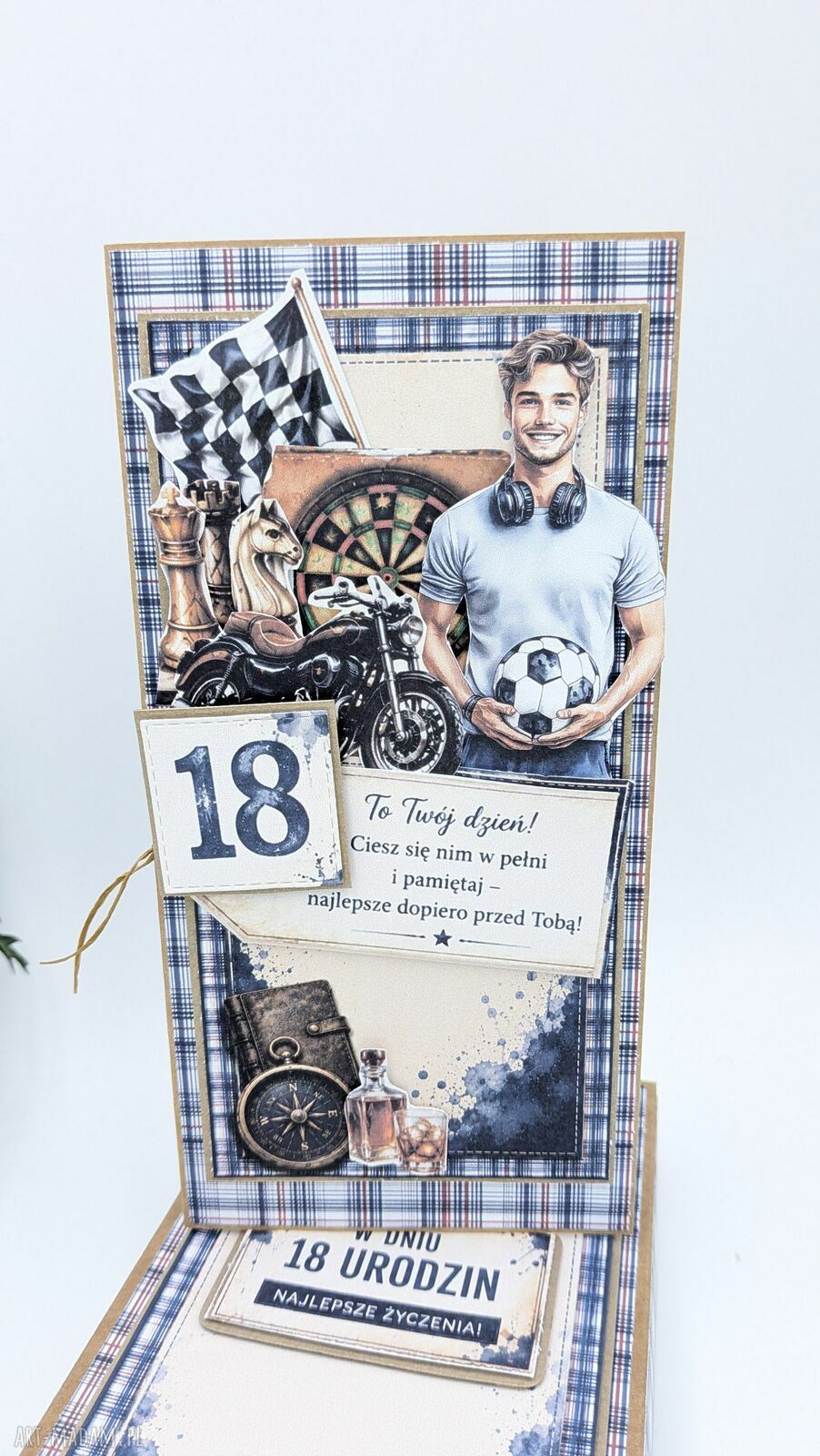 Kartka na 18 urodziny dla chłopaka z pudełkiem - handmade DL