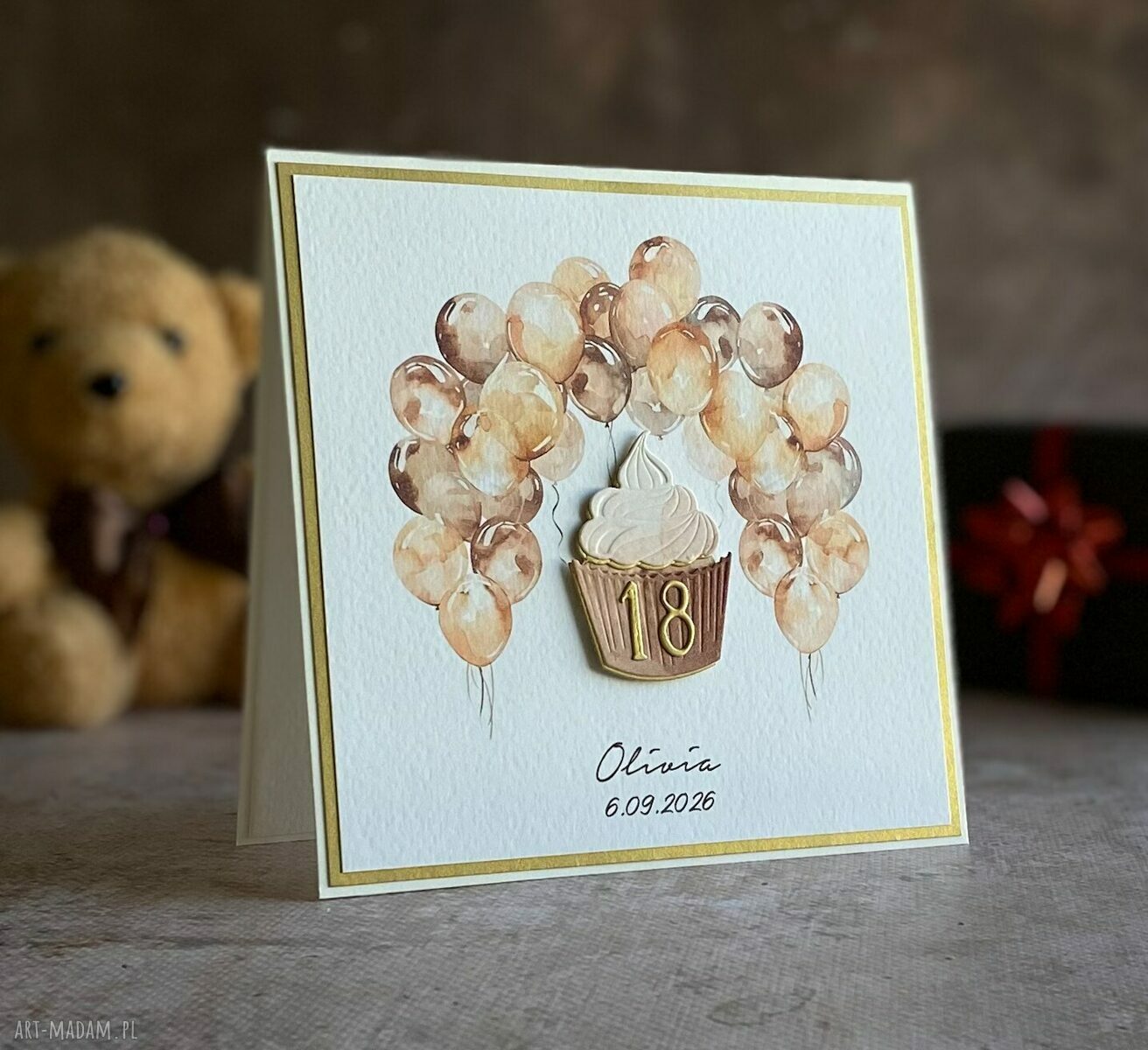 Kartka na 18 urodziny z personalizacją - Be Happy (14x14 cm), ręcznie robiona