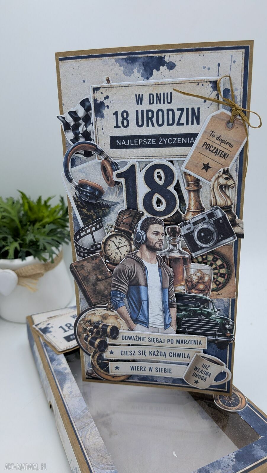 Kartka na 18 urodziny w pudełku z okienkiem - DL handmade