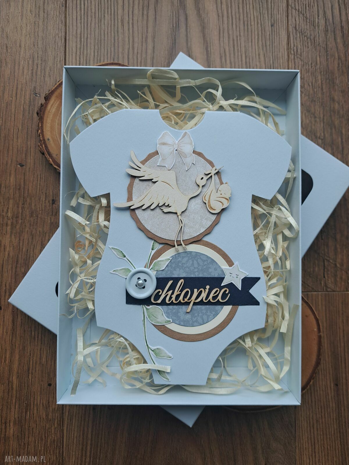Wyjątkowa kartka na baby shower chłopca w pudełku dla przyszłej mamy