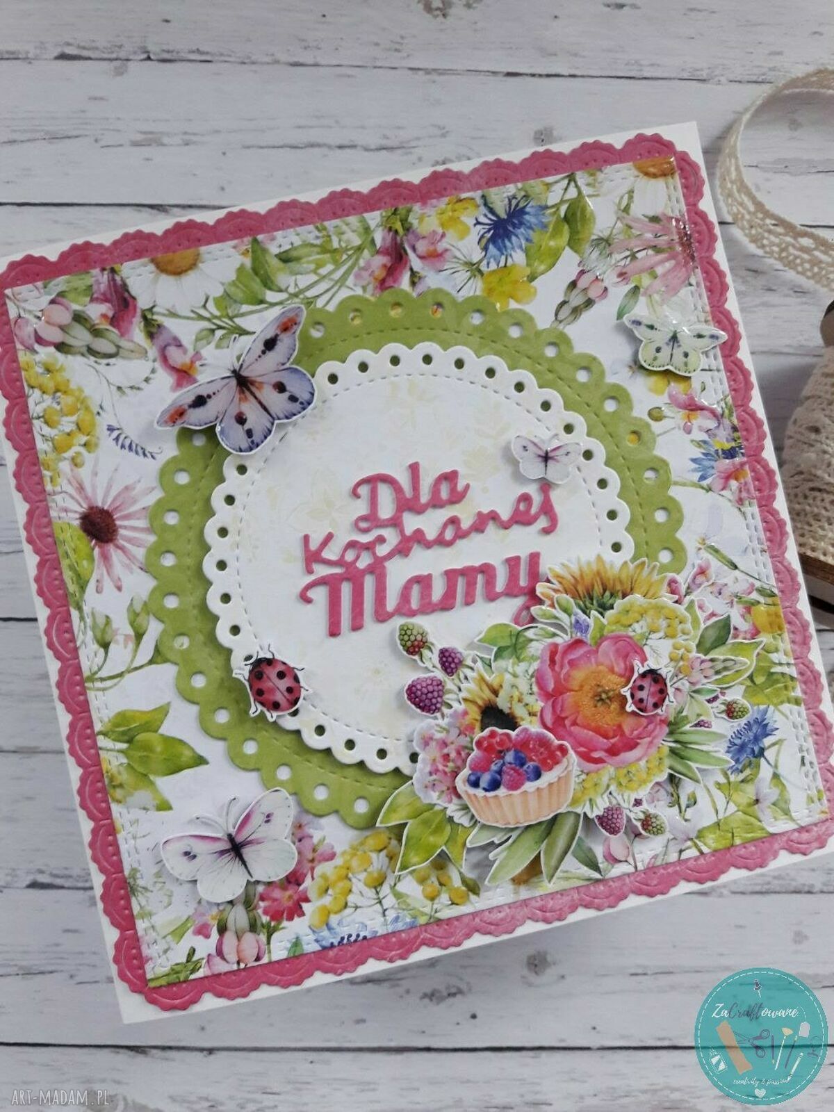 Kartka na Dzień Mamy z polnymi kwiatami i motylami - efekt 3D