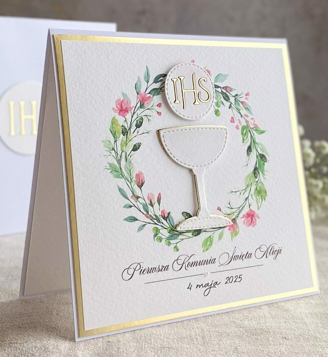 Kartka na komunię Linia Gold z ozdobną kopertą - personalizowana pamiątka