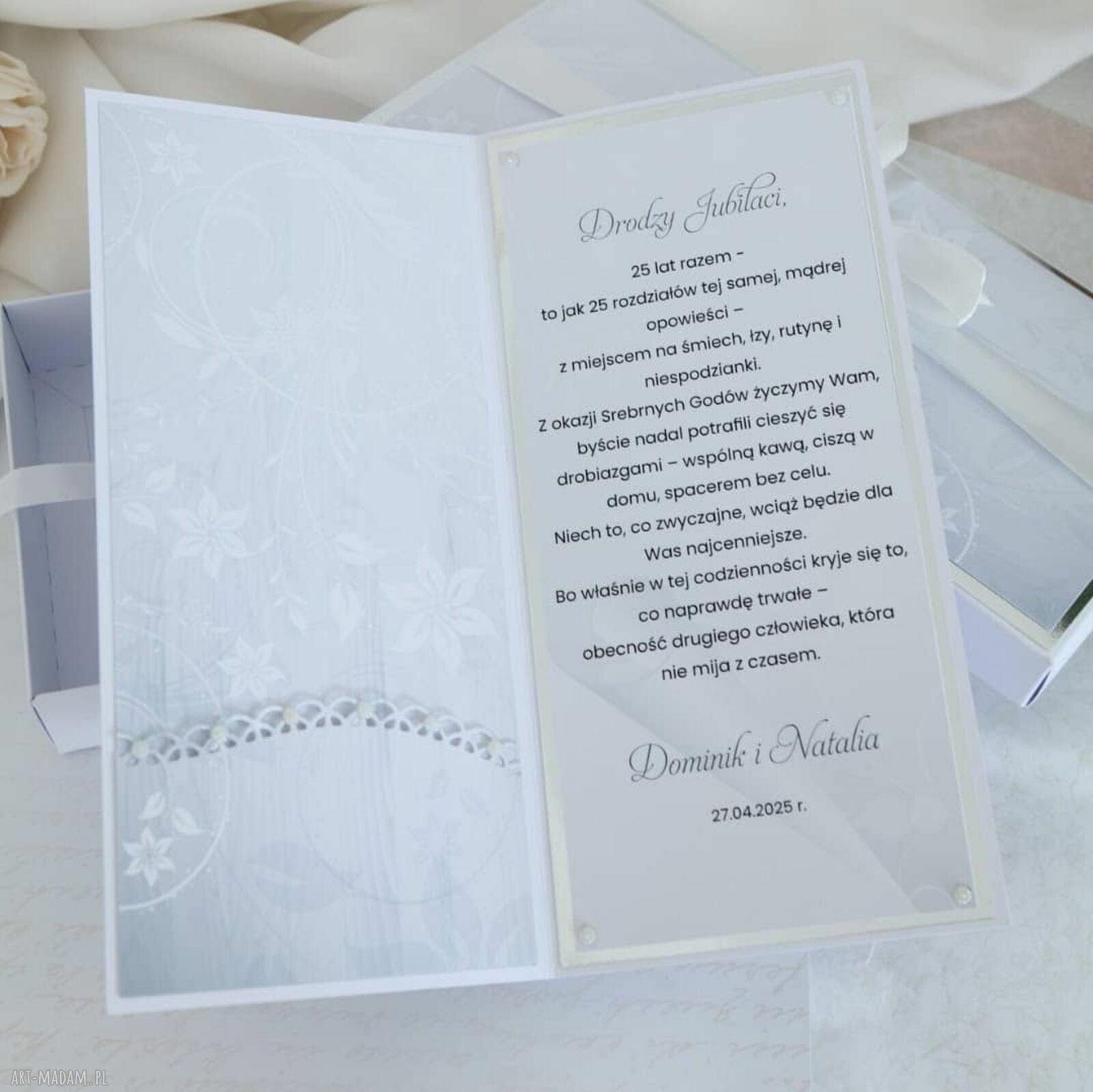 Kartka na Srebrne Gody w pudełku - personalizowana na 25 rocznicę ślubu