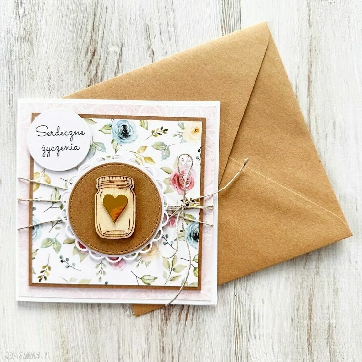Kartka na urodziny, imieniny i ślub ręcznie robiona z motywem babeczki