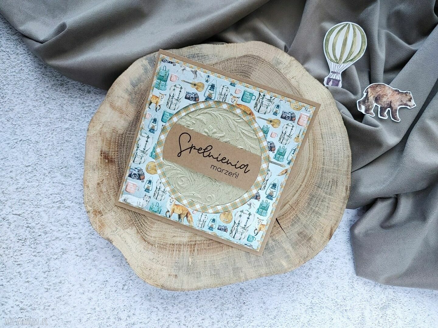 Kartka okolicznościowa z motywem lasu i podróży (15x15 cm) - ręcznie robiona scrapbooking