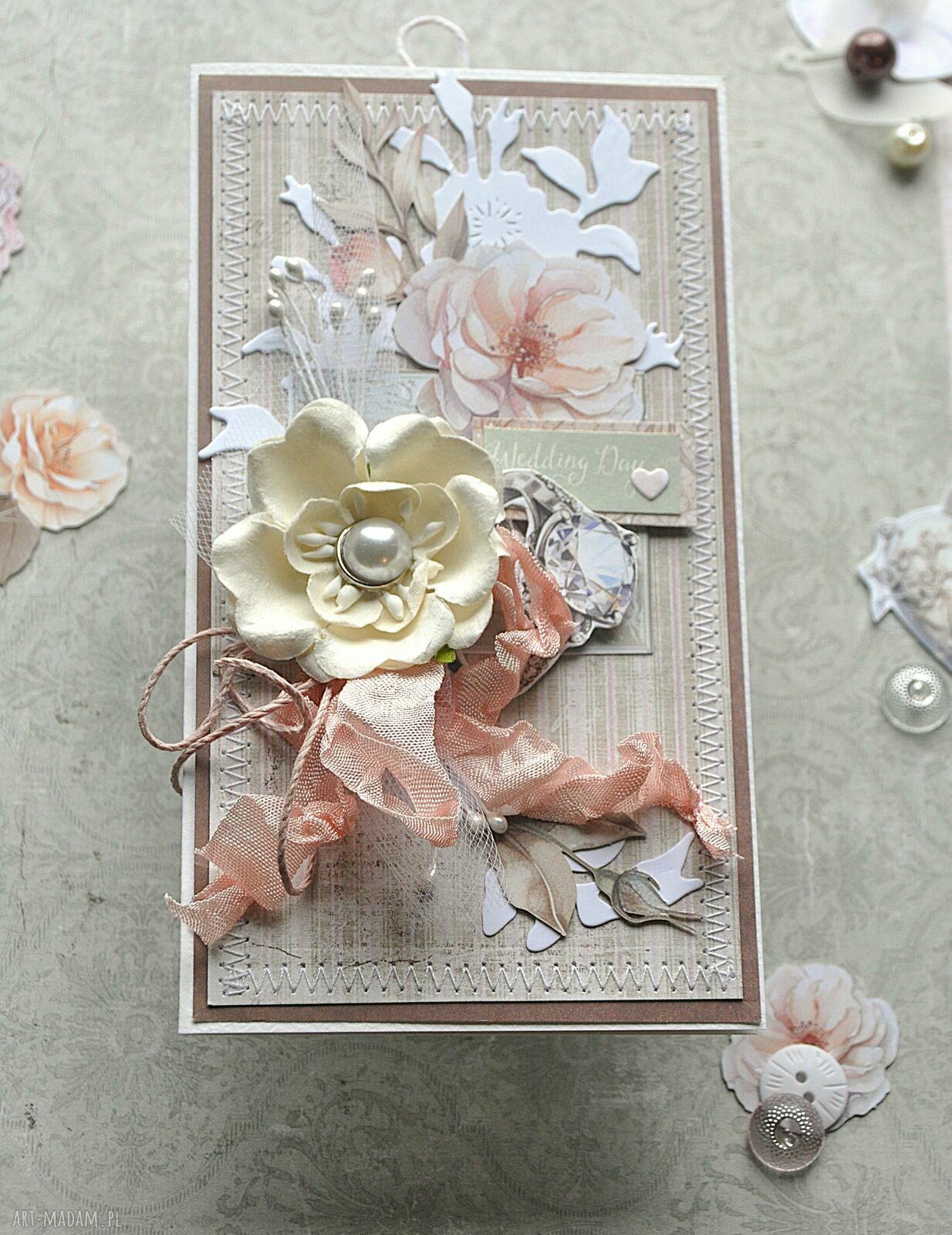 Ręcznie robiona kartka ślubna w stylu scrapbookingu 9x16 cm