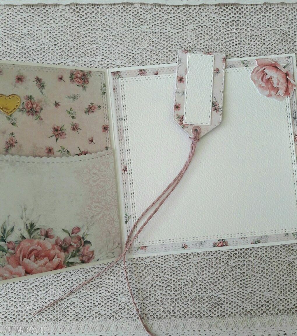 Kartka ślubna ręcznie robiona w różu i złocie - scrapbooking 3D z kieszonką