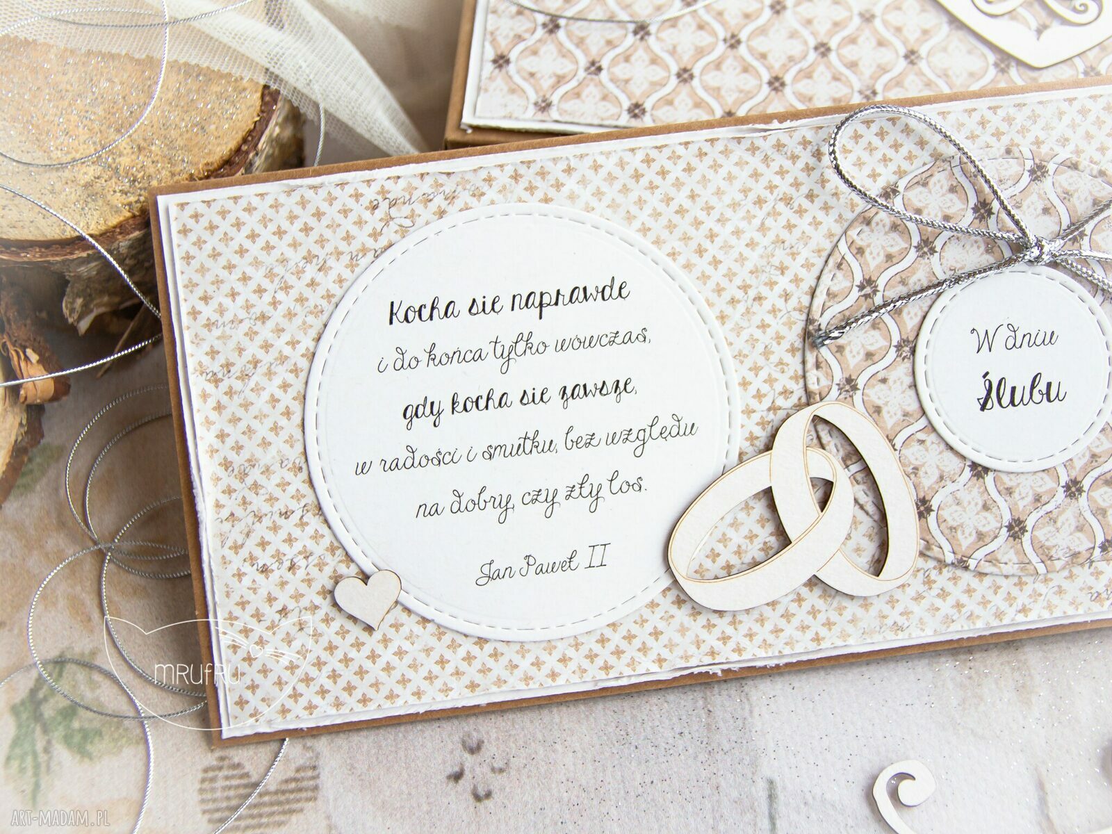 scrapbooking kartki: Kartka ślubna w pudełeczku pełnym. Personalizowana treść. Wyjątkowy podarek