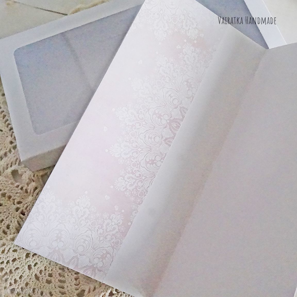 Kartka ślubna w pudełku elegancki prezent ze scrapbookingu