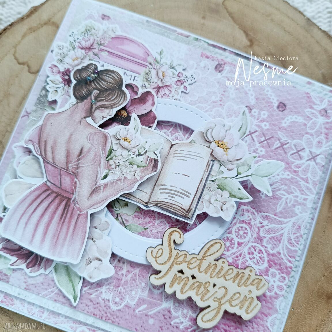 Kartka urodzinowa 3D w stylu scrapbooking dla kobiety