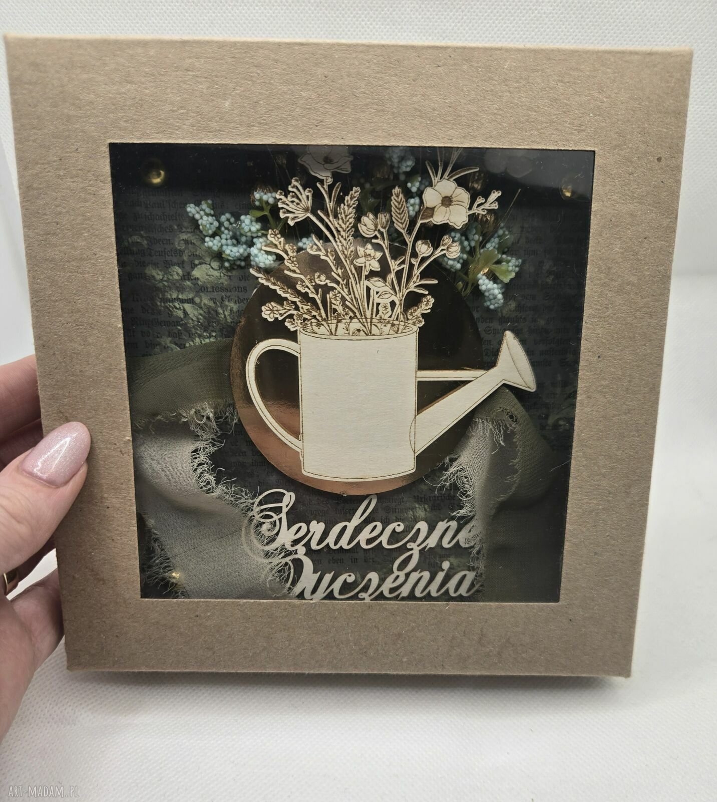 Kartka urodzinowa konewka suszone kwiaty
