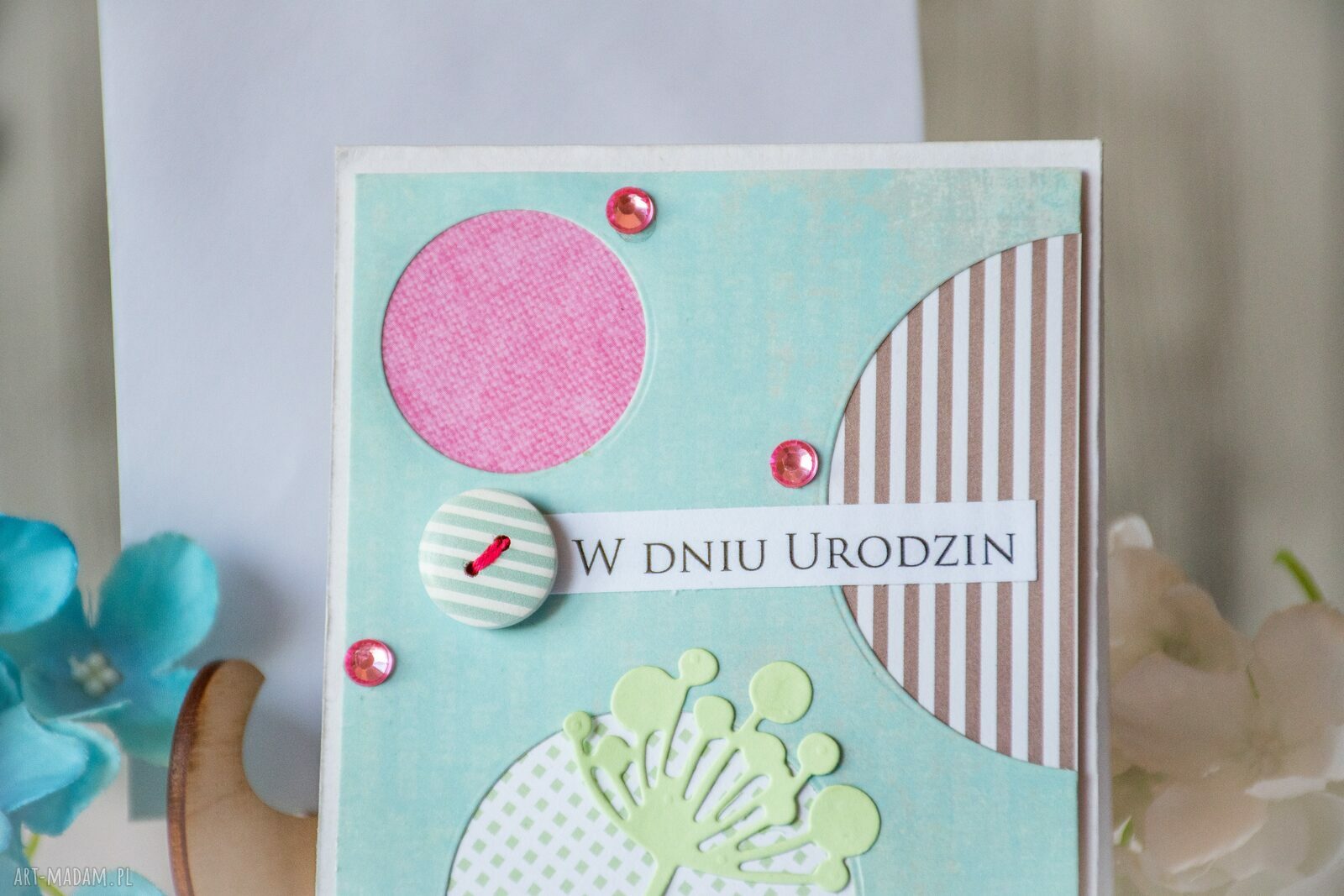 Kartka urodzinowa "W Dniu Urodzin" 2 - minimalistyczna no-waste