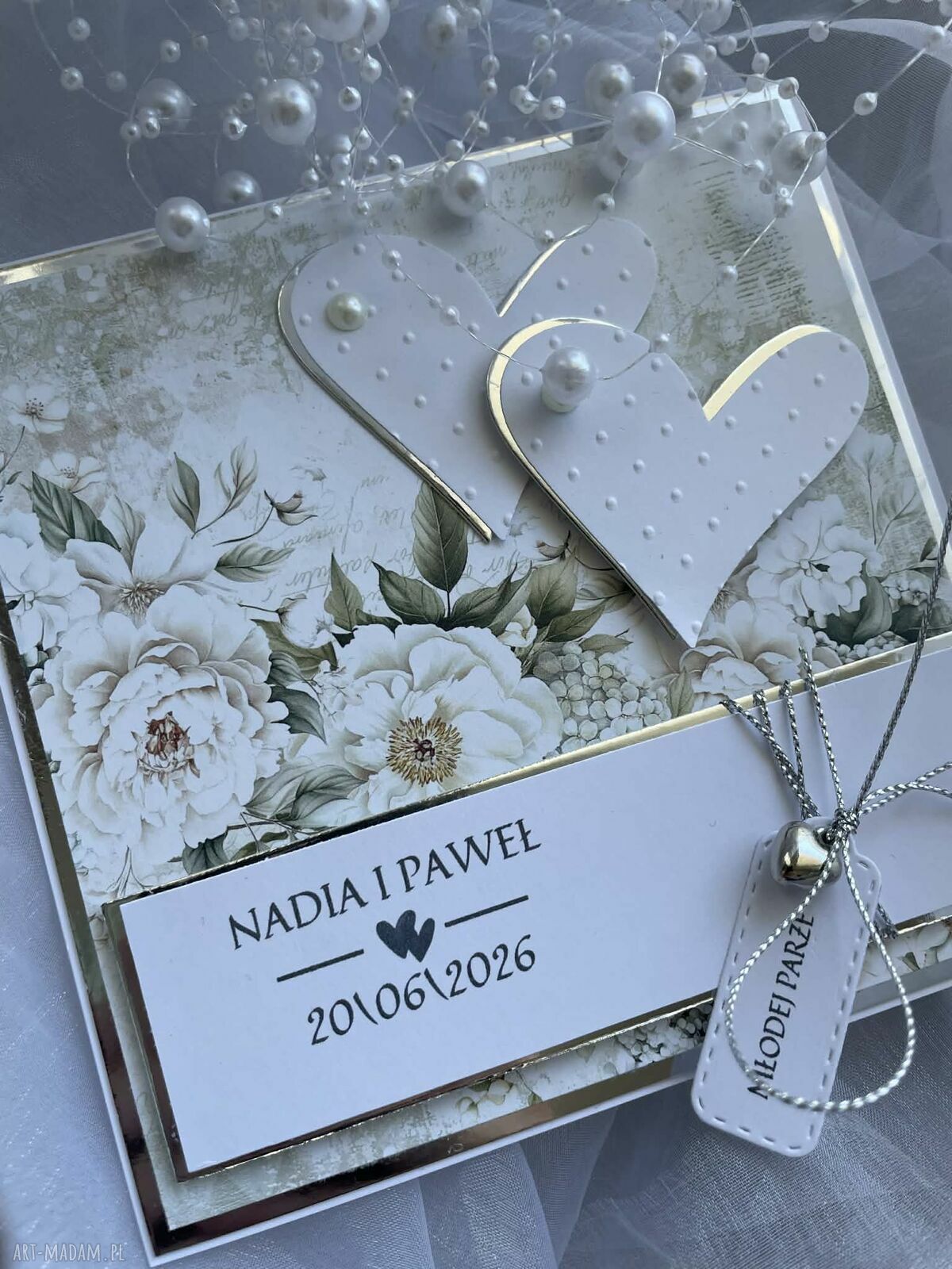 Kartka ślubna w pudełku z okienkiem i kopertą