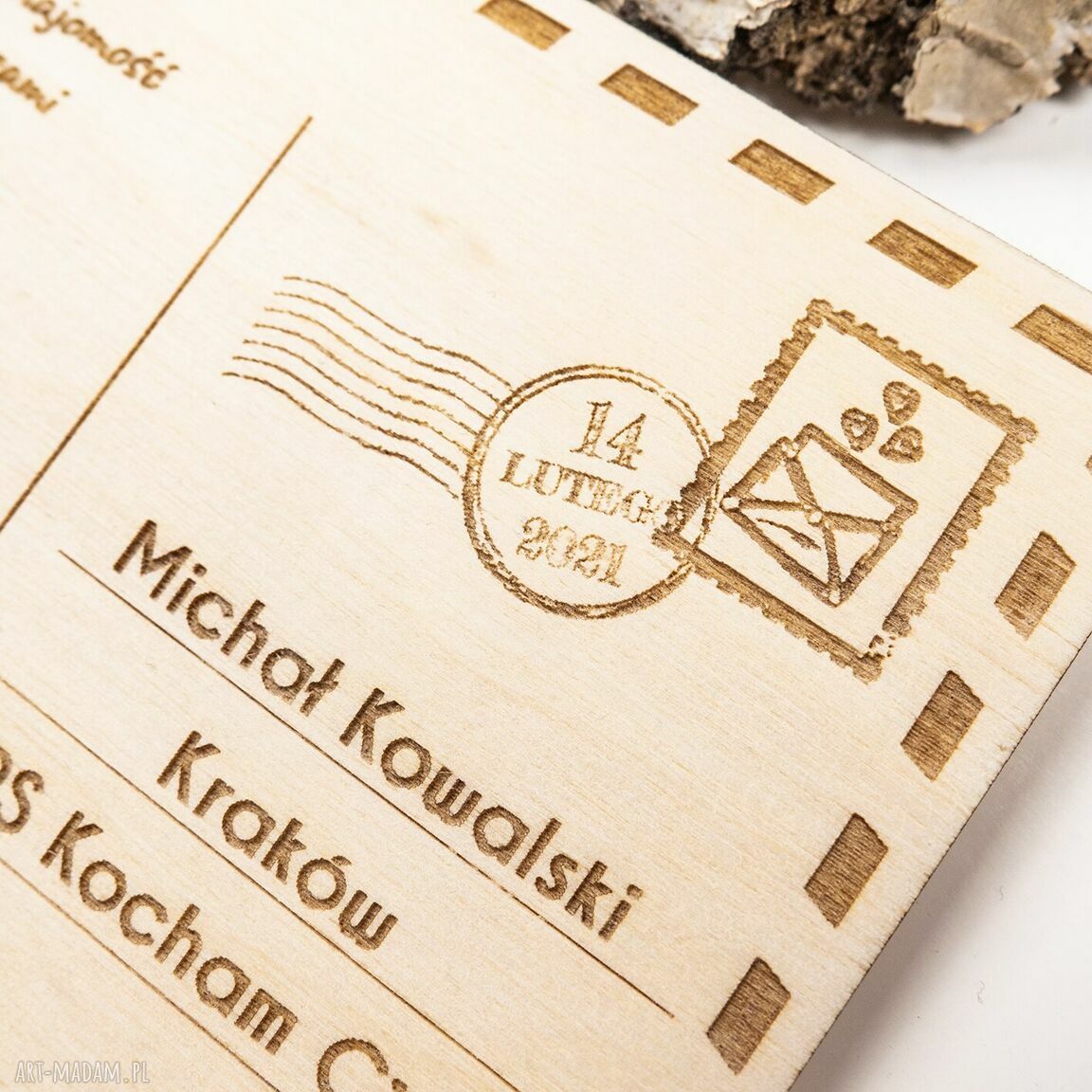 Kartka walentynkowa - drewniana pocztówka z życzeniami