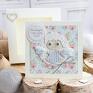 ręczne wykonanie scrapbooking kartki kartka z aniołkiem stróżem w pudełeczku z szybką. personalizowana treść. roczek. chrzest. komunia